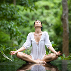 Медитация помогает женщинам улучшить интимную жизнь 