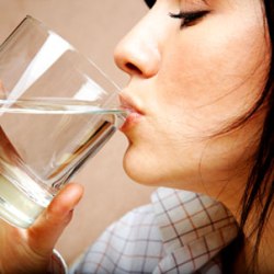Полоскания сладкой водой улучшают самоконтроль