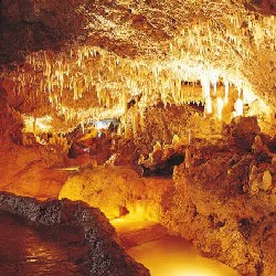 Самые удивительные пещеры мира