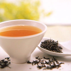 Действительно ли черный чай вредит костям?