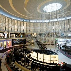 10 удивительных фактов о самом большом в мире торговом центре