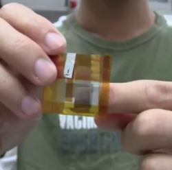 Ученые разработали прозрачные батареи 
