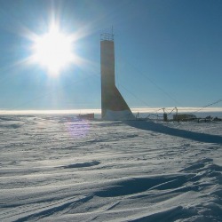 Российские ученые добрались до "затерянного мира" под Антарктидой