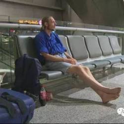 Голландец прилетел в Китай к девушке из Интернета и 10 дней ждал ее в аэропорту