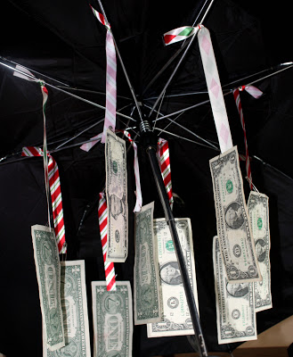 Зонтик с деньгами на день рождения как сделать
