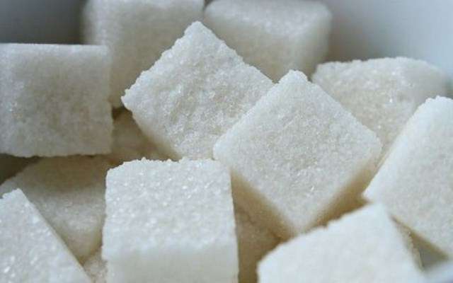 13 признаков того, что вы едите слишком много сахара