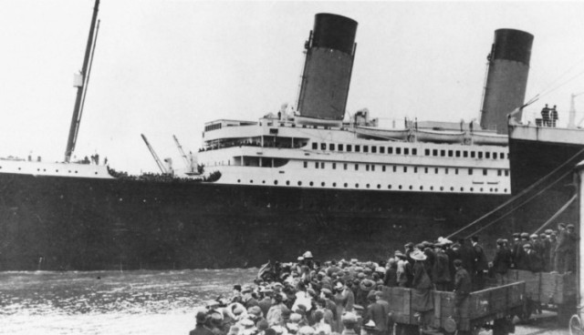 Аукционный дом выставил на продажу фотографию    Айсберг, потопивший Титаник 8454b3db9068bcde87a6a946be50241e