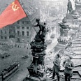 Знамя Победы водружено над рейхстагом в Берлине
