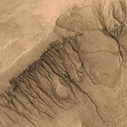 В недрах Марса столько же воды, сколько в недрах Земли
