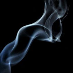 Сигаретный дым деформирует гены