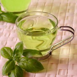Польза зеленого чая сильно преувеличена, предупреждают врачи