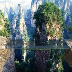 Страшный мост-невидимку построят в китайских горах