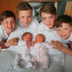 Невероятное рождение: третья пара близнецов и рождение пятерняшек