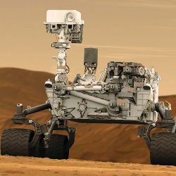 Марсоход Curiosity отметил 1 год на Марсе (видео)