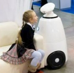 Робот помогает больному лейкемией школьнику учить уроки