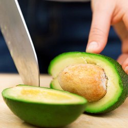 Как сделать авокадо спелым за 10 минут