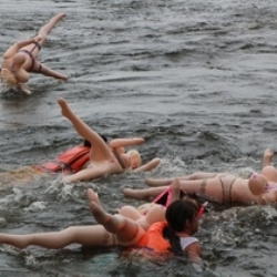 Русские предпочитают спорт с резиновыми женщинами