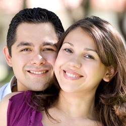 Идеализирование партнера укрепляет брак