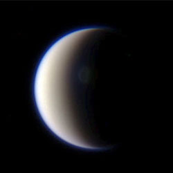 Таинственный вихрь засекли в атмосфере Титана