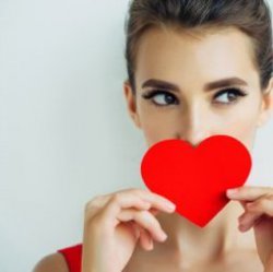 10 дурацких мифов о любви и отношениях, которые пора развенчивать