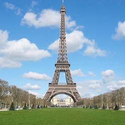 Париж- лучший город для студентов