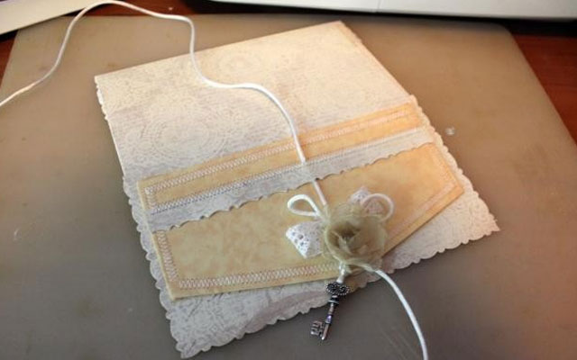 Как сделать конверт из крафт-бумаги своими руками для писем и денег без клея и ножниц