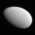 Сатурн снес яйцо?