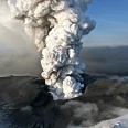 Извержение вулкана Эйяфьядлайёкюдль в Исландии