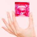 Графен поможет создать сверхтонкие и прочные презервативы 