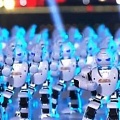 540 роботов синхронно танцевали на концерте в Китае