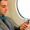 Почему использование мобильных телефонов в самолете опасно?